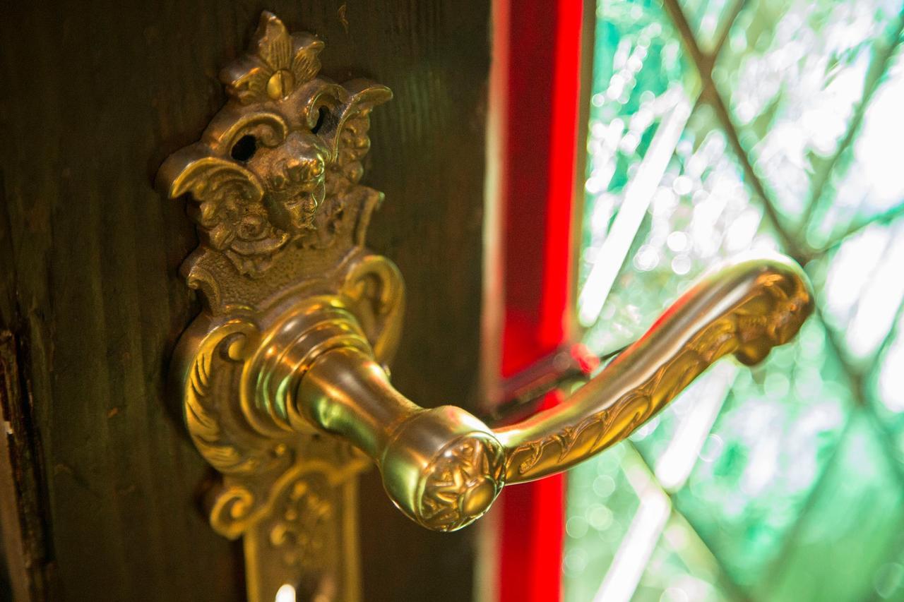 Pension Villa Kleine Wartburg ไอเซนัค ภายนอก รูปภาพ
