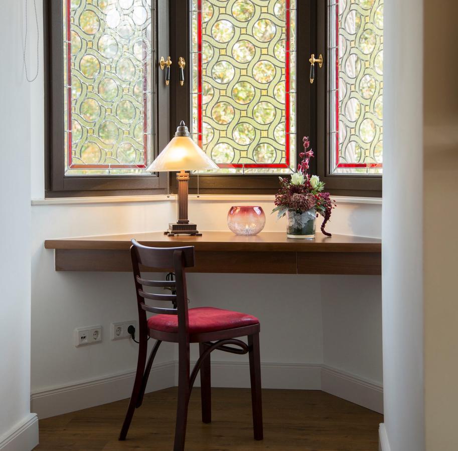 Pension Villa Kleine Wartburg ไอเซนัค ภายนอก รูปภาพ