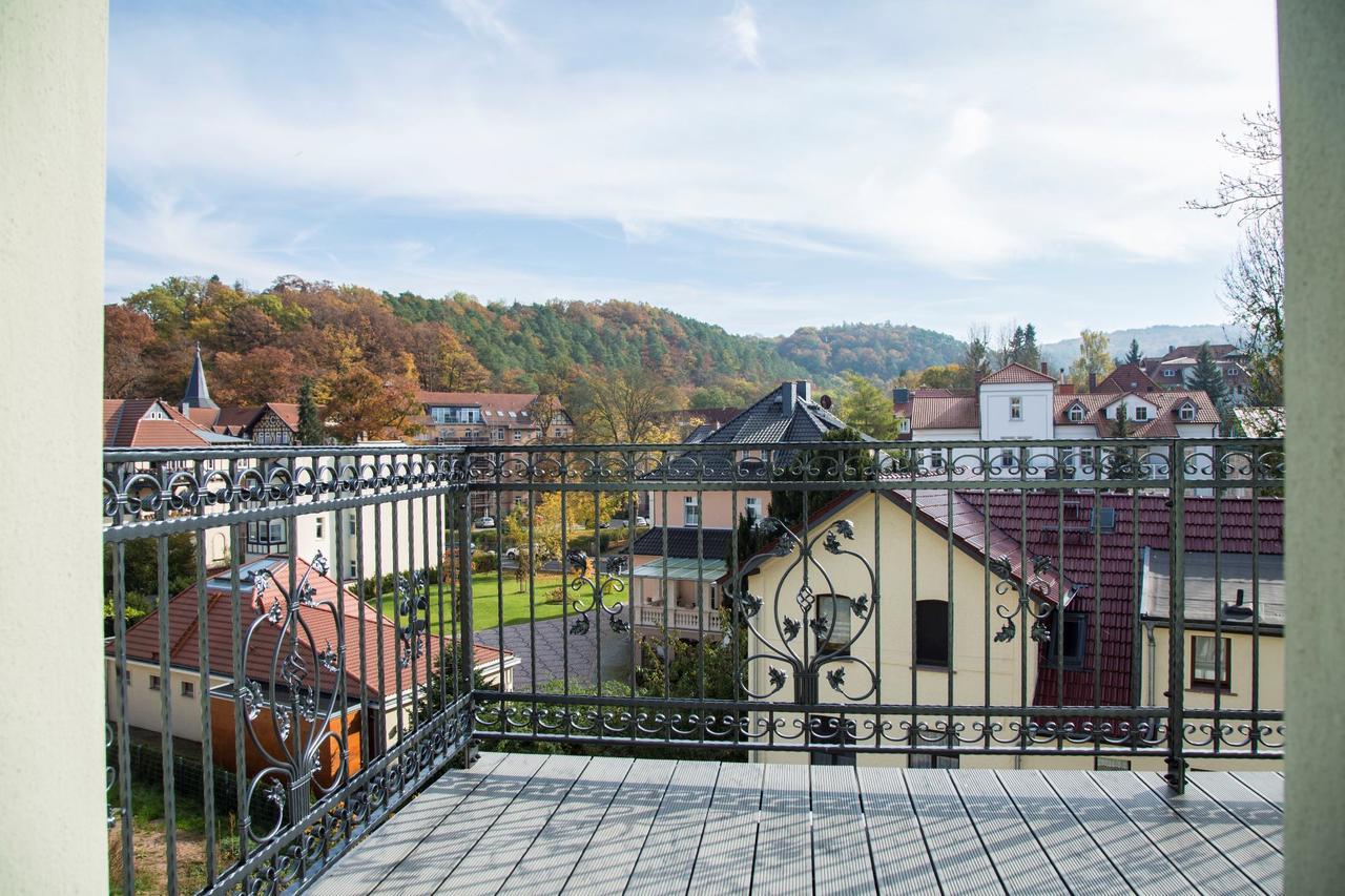 Pension Villa Kleine Wartburg ไอเซนัค ภายนอก รูปภาพ