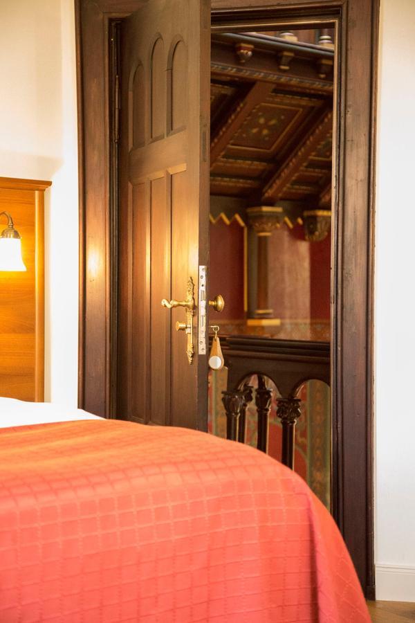 Pension Villa Kleine Wartburg ไอเซนัค ภายนอก รูปภาพ
