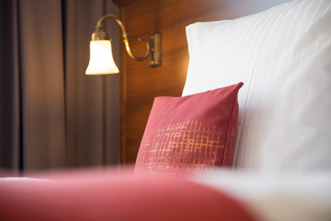 Pension Villa Kleine Wartburg ไอเซนัค ภายนอก รูปภาพ