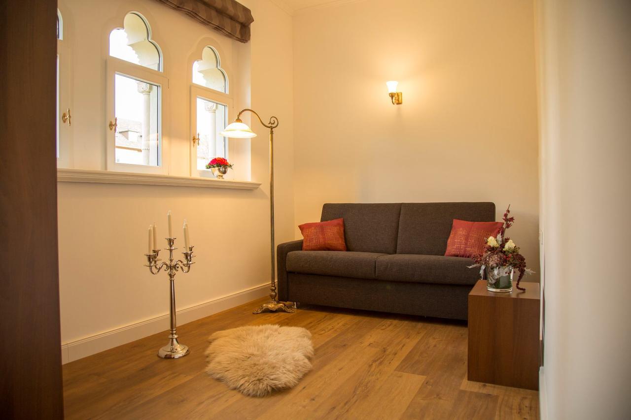 Pension Villa Kleine Wartburg ไอเซนัค ภายนอก รูปภาพ